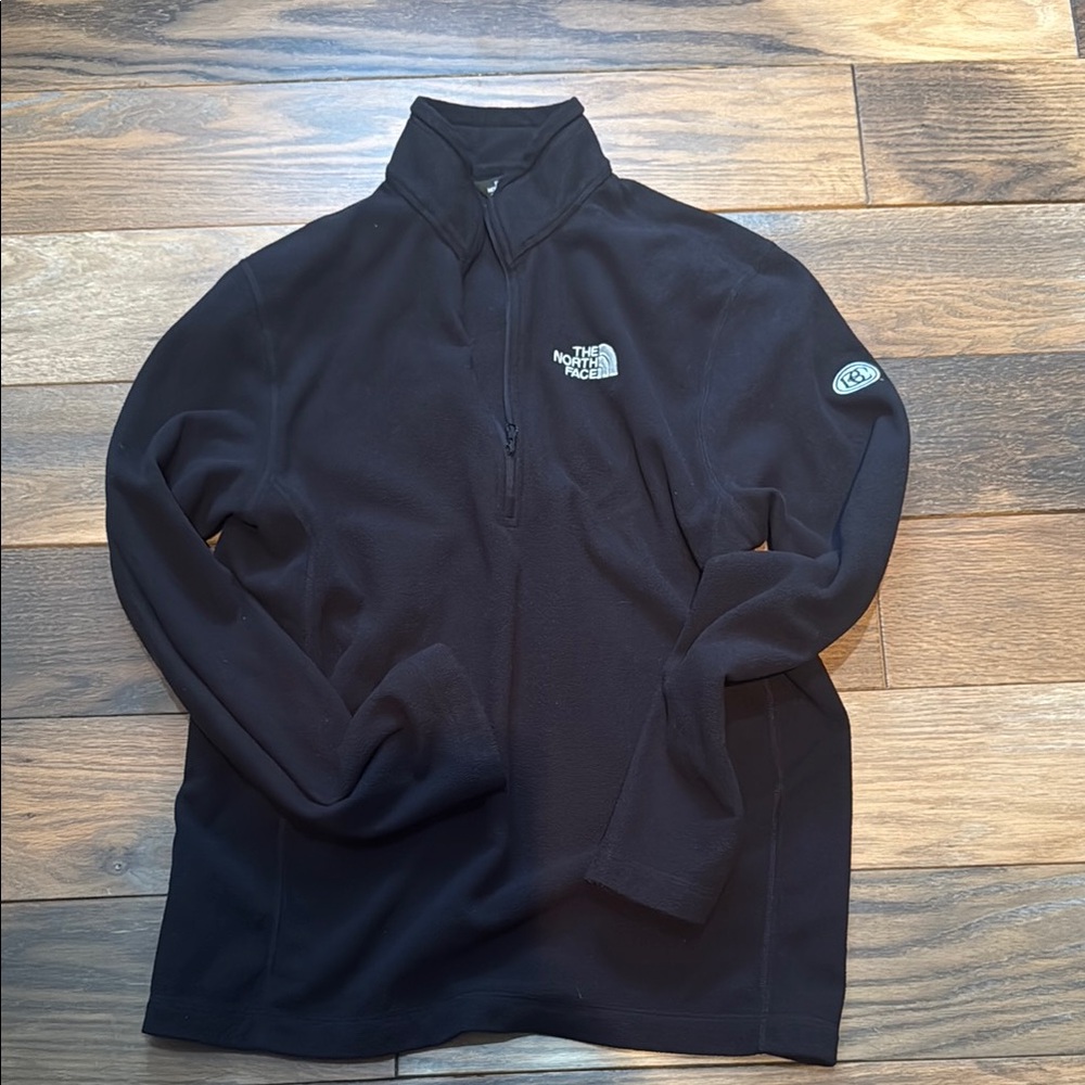 The North Face Black Quarter-Zip Pullover (men’s small)